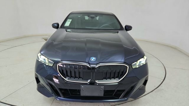 Used 2026 BMW 550e xDrive image 13