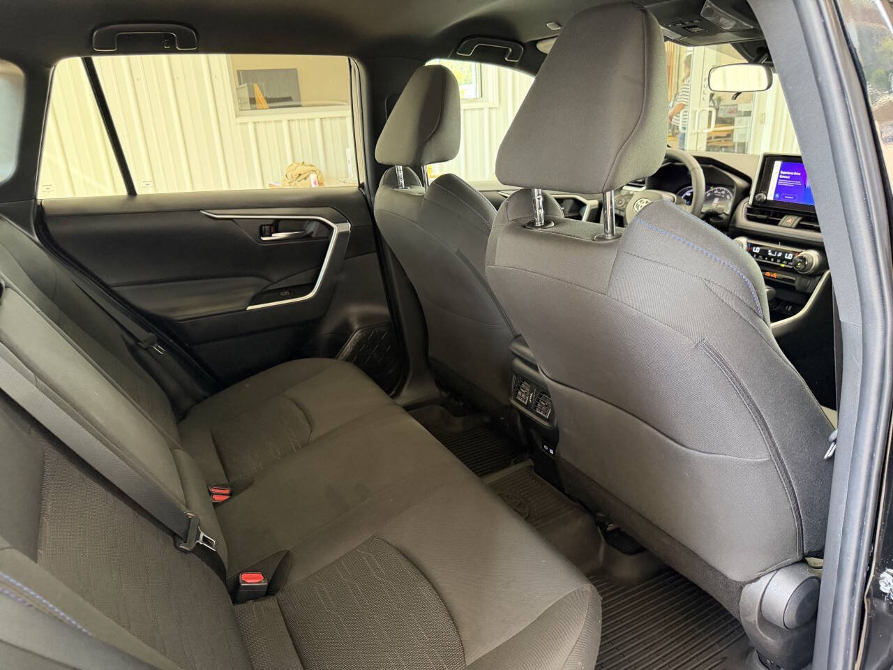 Used 2024 Toyota RAV4 SE AWD/4WD image 31