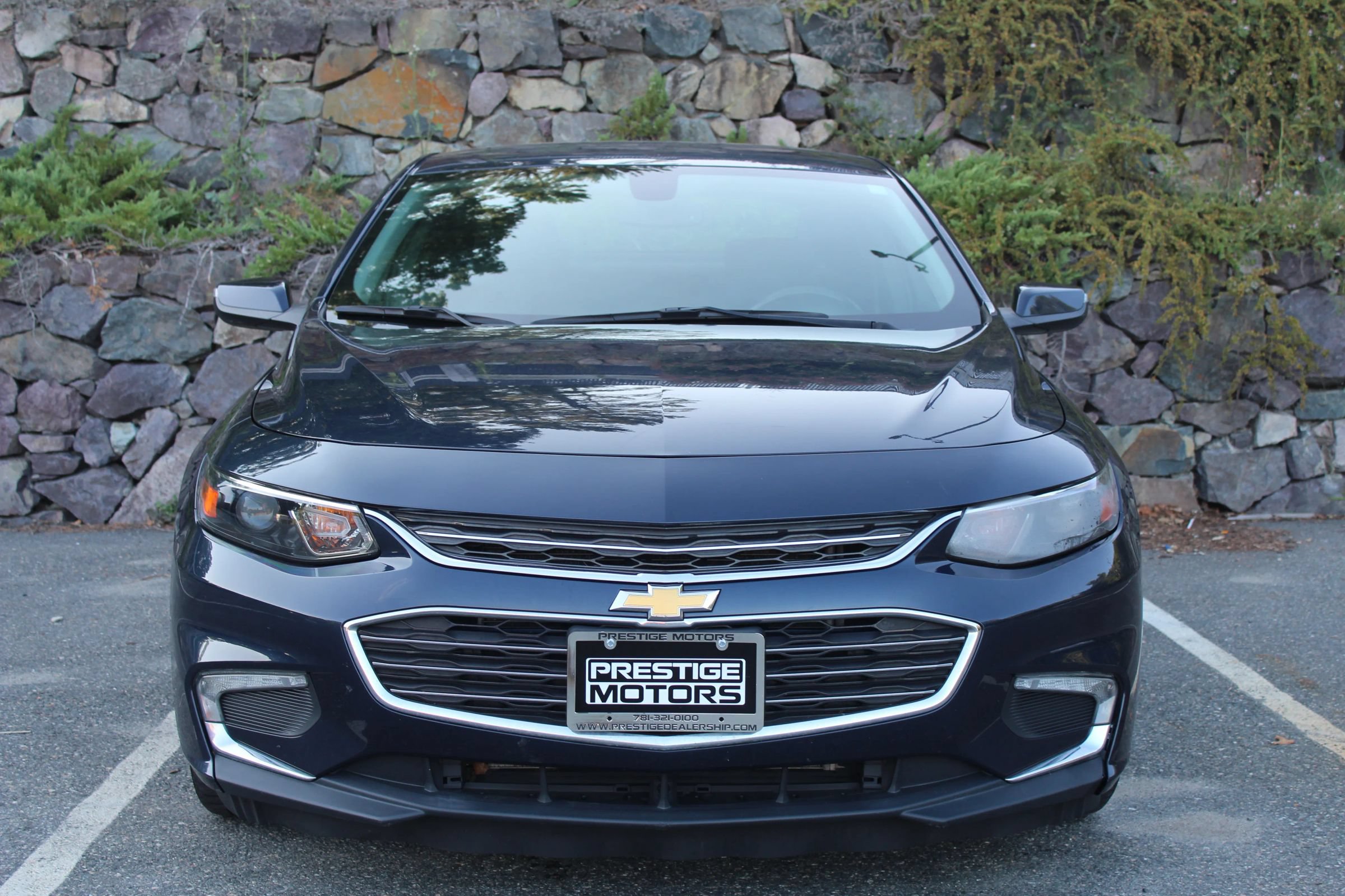 Used 2016 Chevrolet Malibu LT FWD image 3