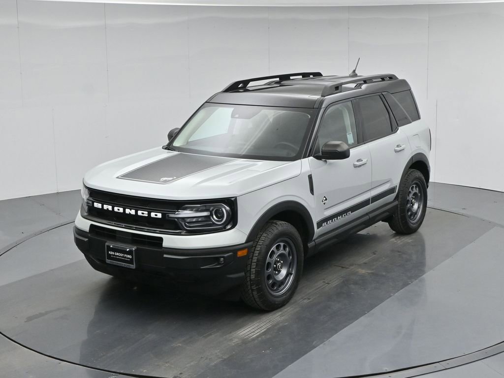 Certified 2024 Ford Bronco Sport Outer Banks w/ Tech Package image 43
