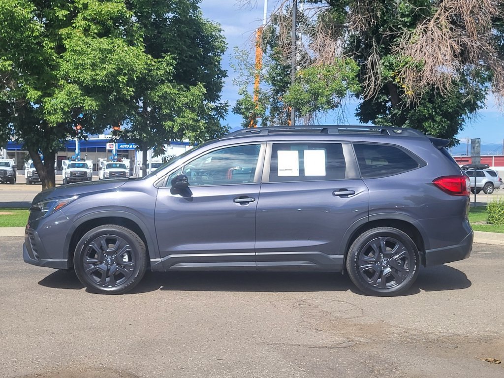 Used 2023 Subaru Ascent Onyx Edition AWD/4WD image 8