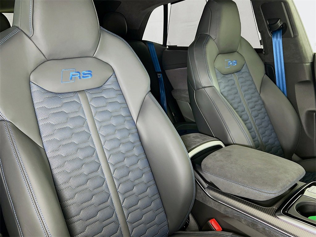 New 2026 Audi RS Q8 performance image 28