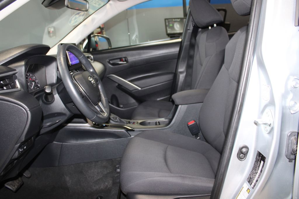 Used 2023 Toyota Corolla Cross LE FWD image 12