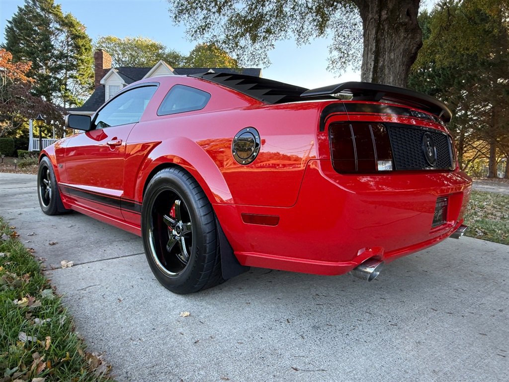 Used 2006 Ford Mustang GT image 20