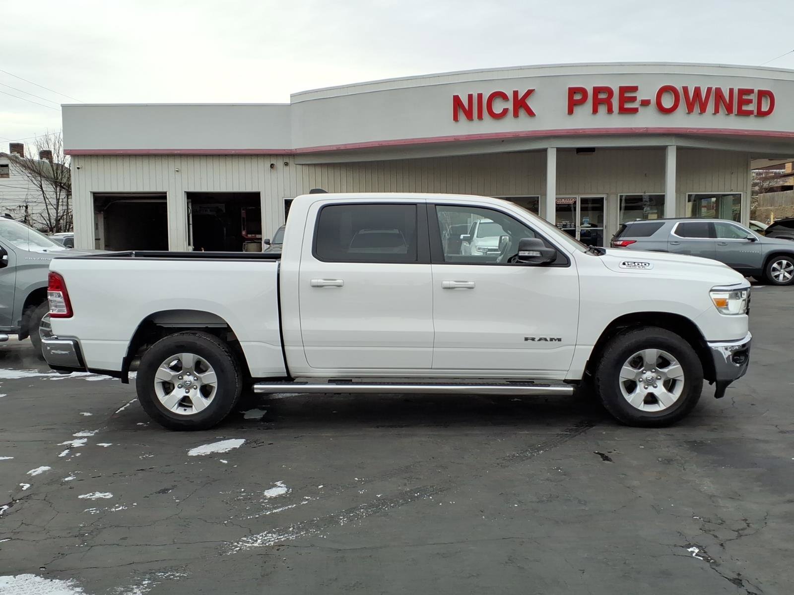 Used 2022 RAM 1500 Big Horn AWD/4WD image 4