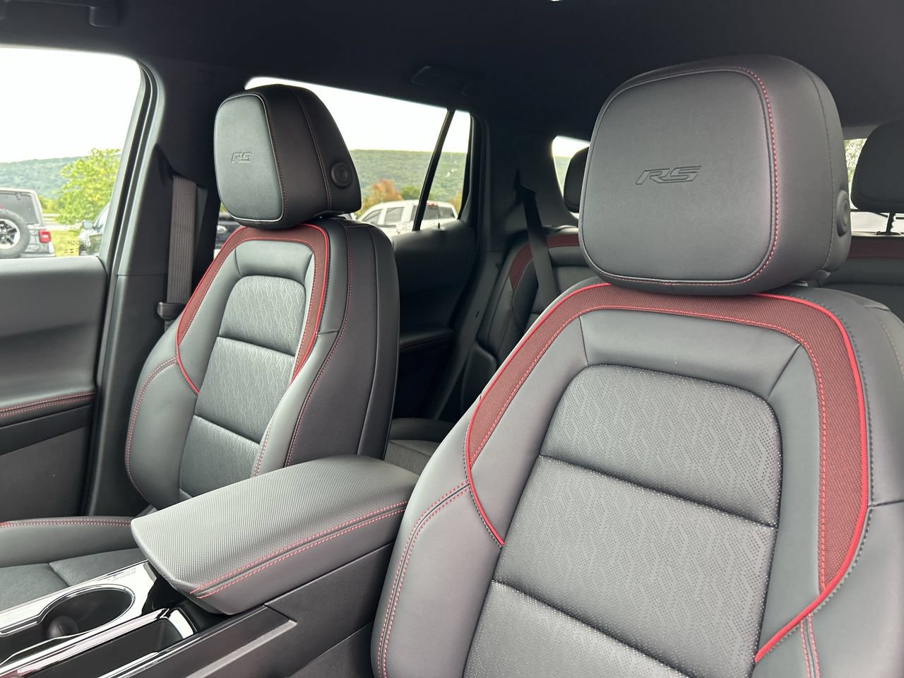 New 2027 Chevrolet Equinox RS w/ Convenience Package III AWD/4WD image 23