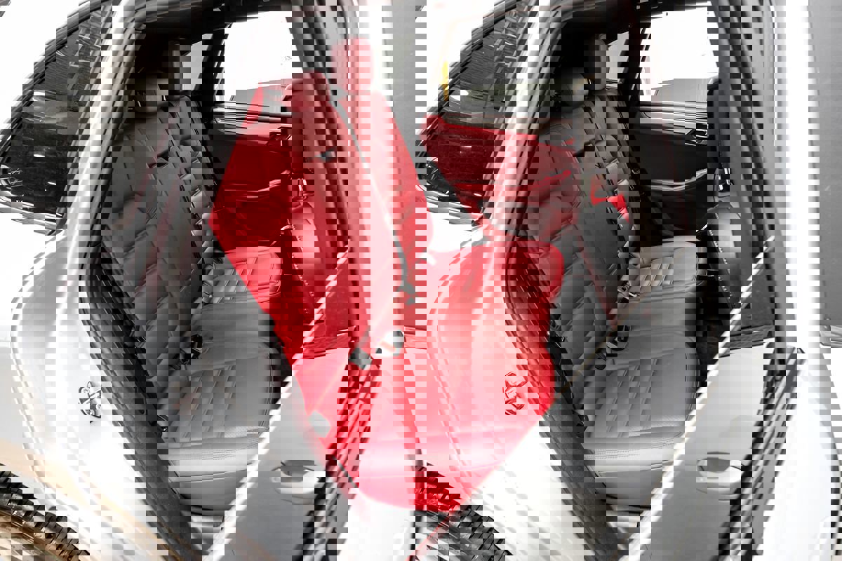 Used 2016 Porsche Macan Turbo AWD/4WD image 32