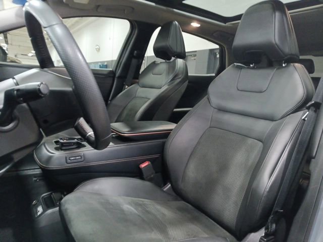 Used 2024 Nissan Ariya AWD image 13