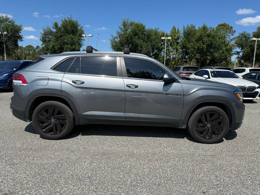 Certified 2023 Volkswagen Atlas Cross Sport SE w/ Black Wheel Package image 8