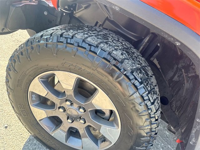 Used 2018 Jeep Wrangler Unlimited Sahara w/ Safety Group image 39