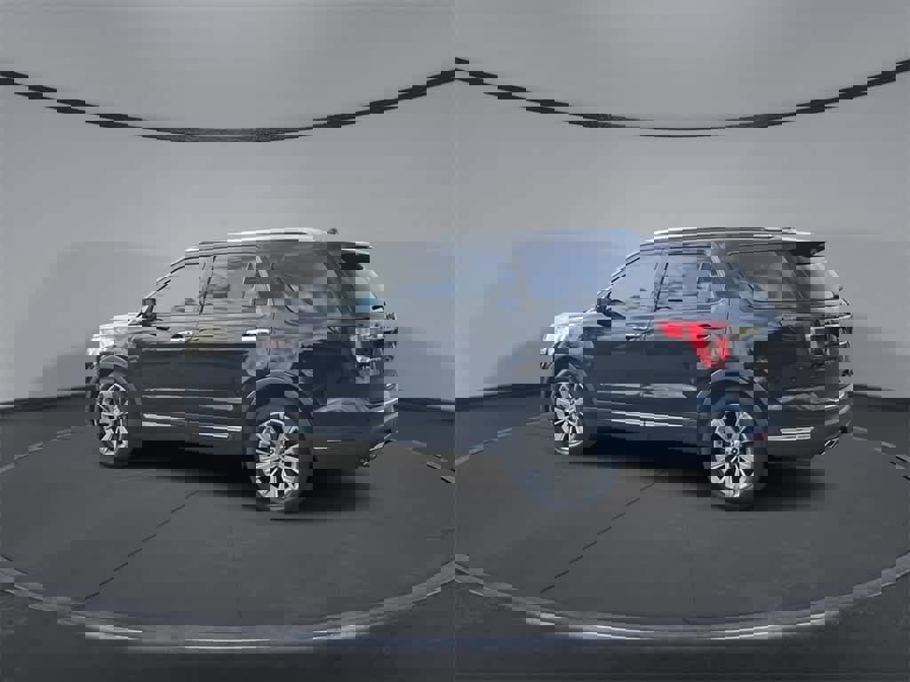 Used 2018 Ford Explorer Limited w/ Equipment Group 301A image 6