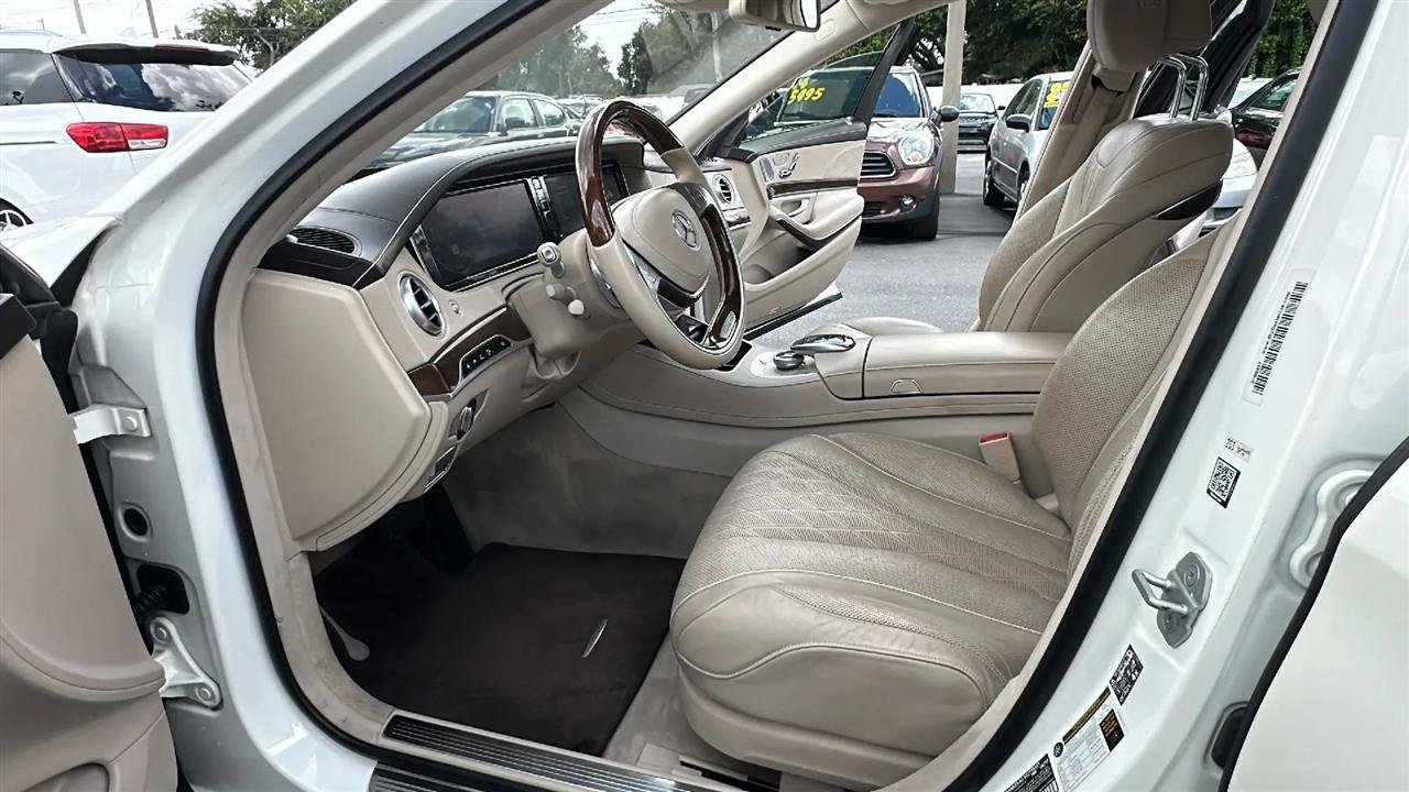 Used 2017 Mercedes-Benz S 550 Sedan image 18