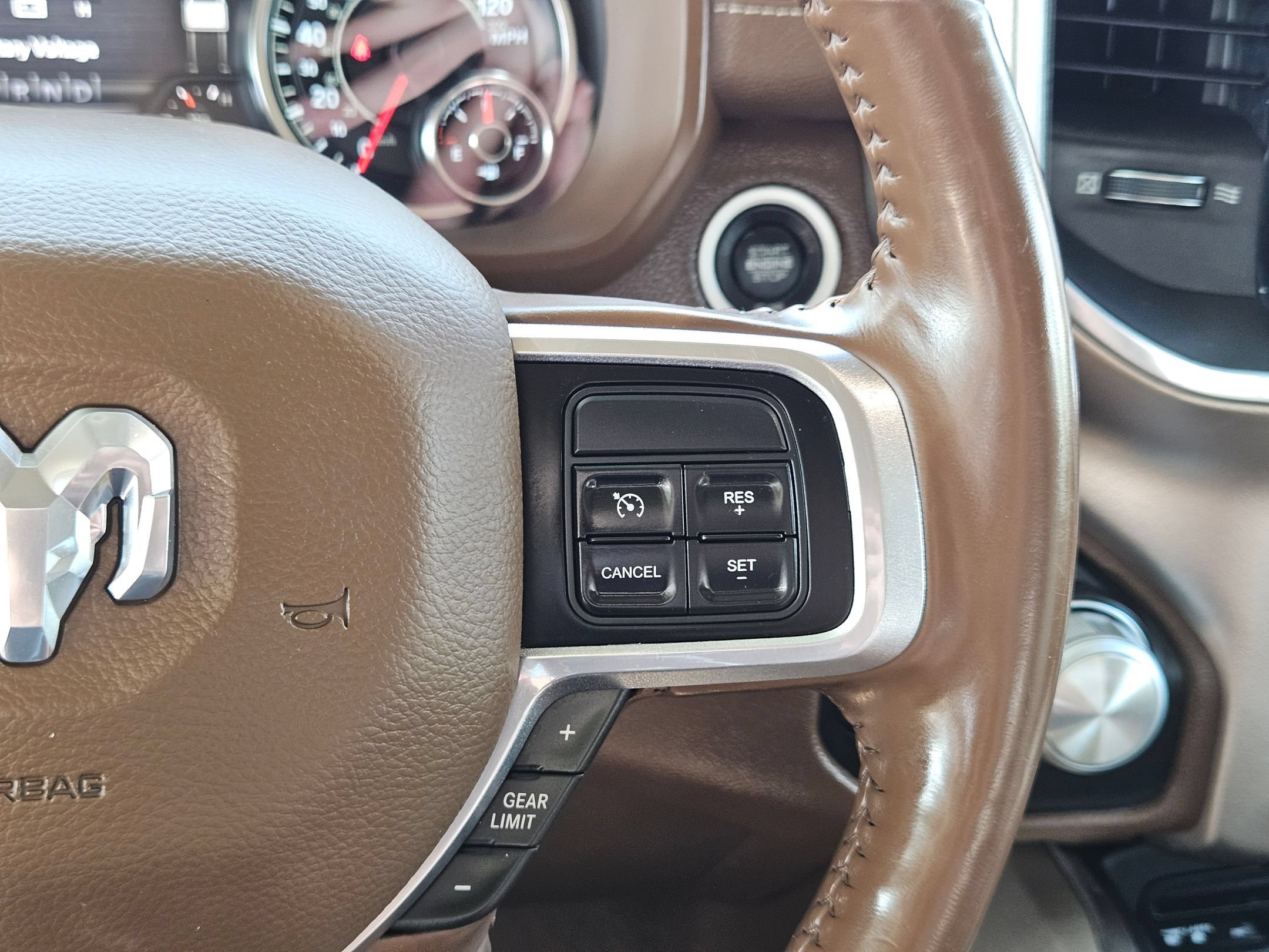 Used 2019 RAM 2500 Laramie AWD/4WD image 22