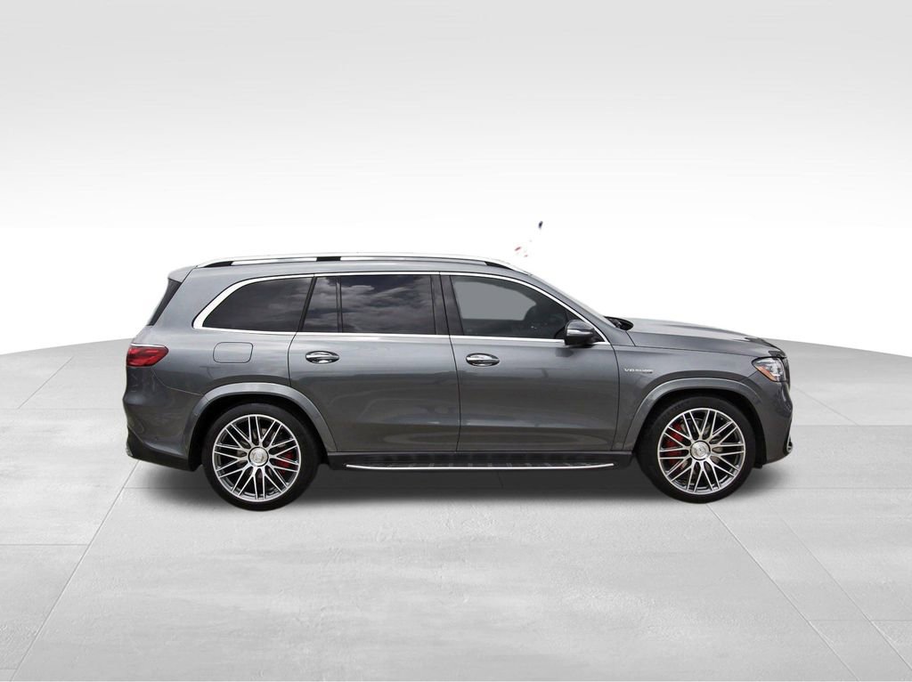 Used 2025 Mercedes-Benz GLS 63 AMG 4MATIC image 5