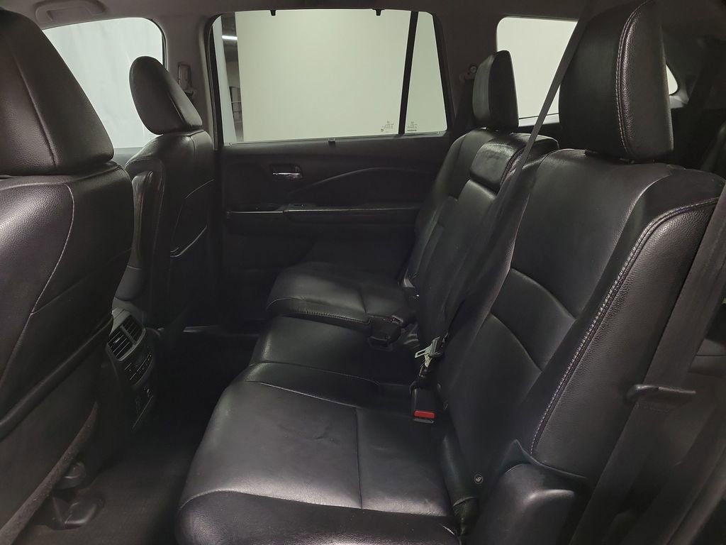 Used 2021 Honda Pilot Touring image 20