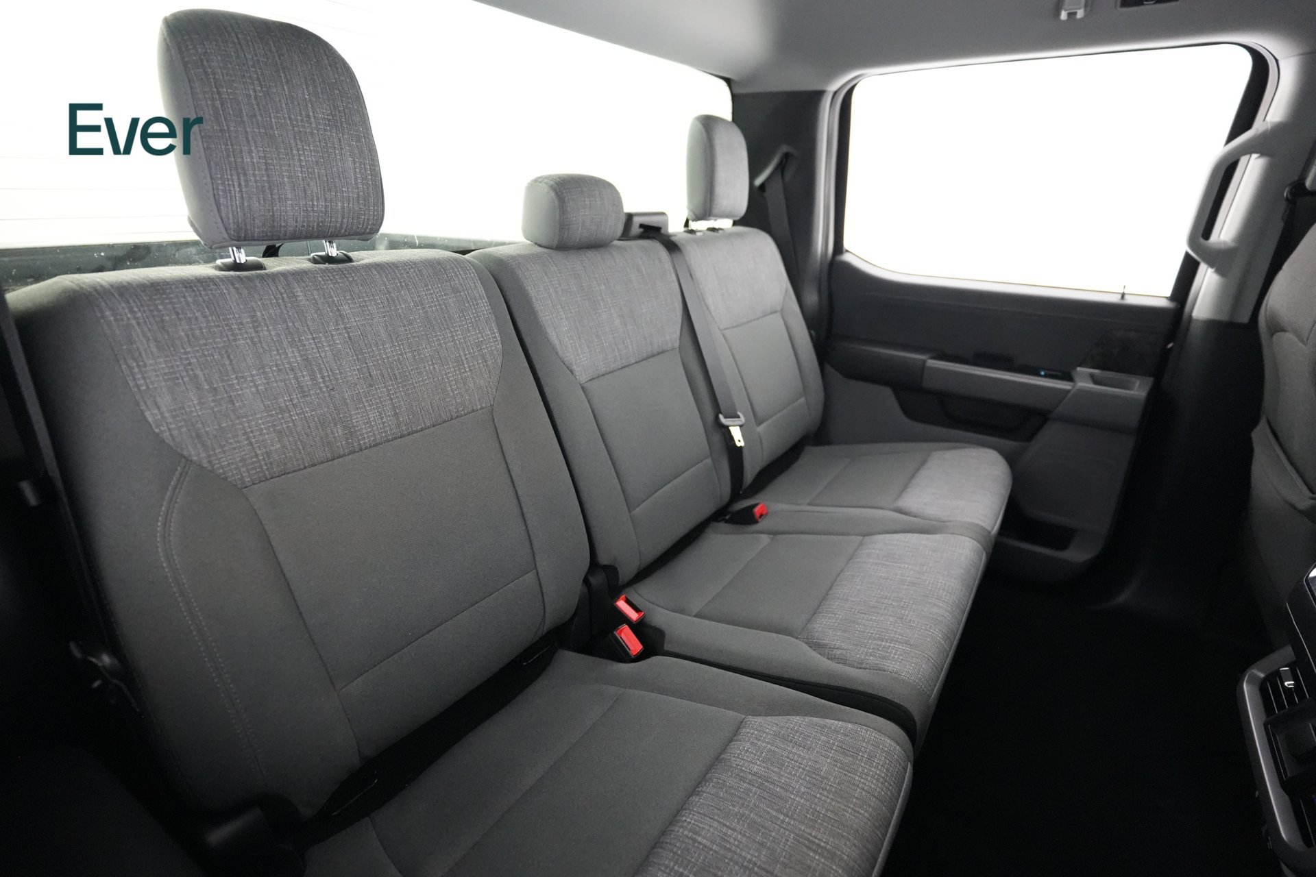 Used 2023 Ford F150 Lightning XLT AWD/4WD image 5