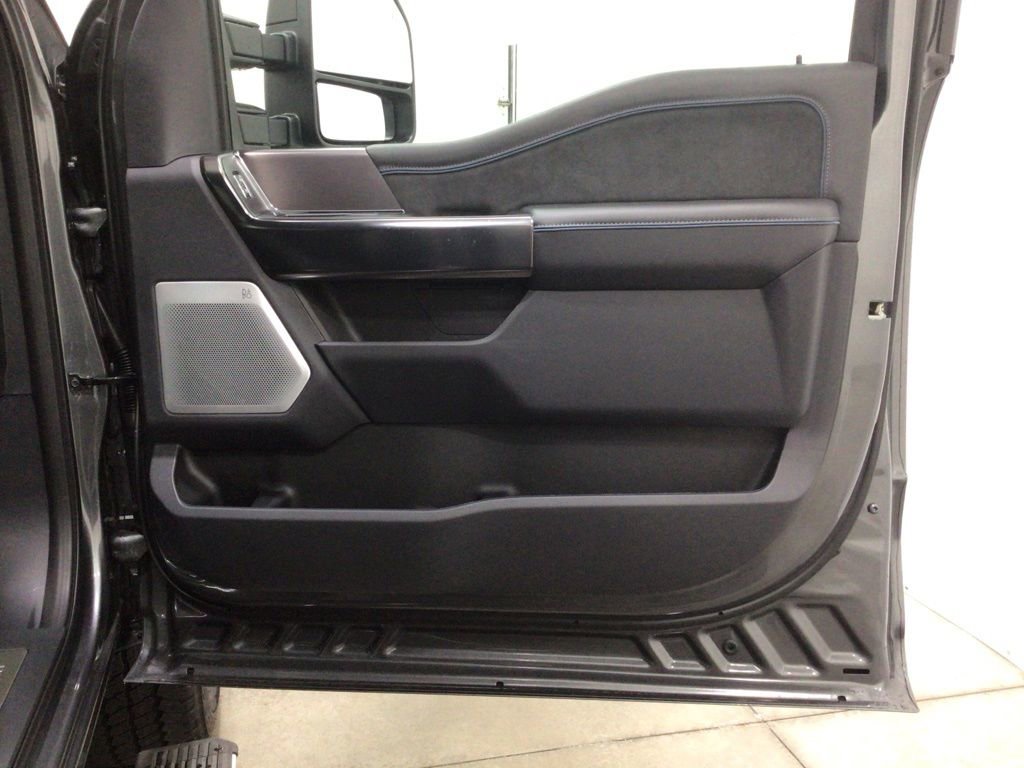 New 2026 Ford F250 Platinum image 45