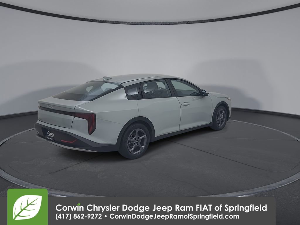 Used 2025 Kia K4 FWD image 16
