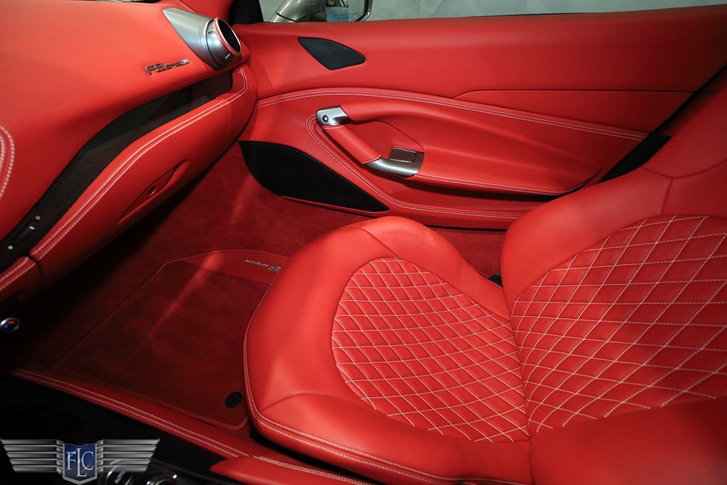 Used 2021 Ferrari F8 Tributo RWD image 26
