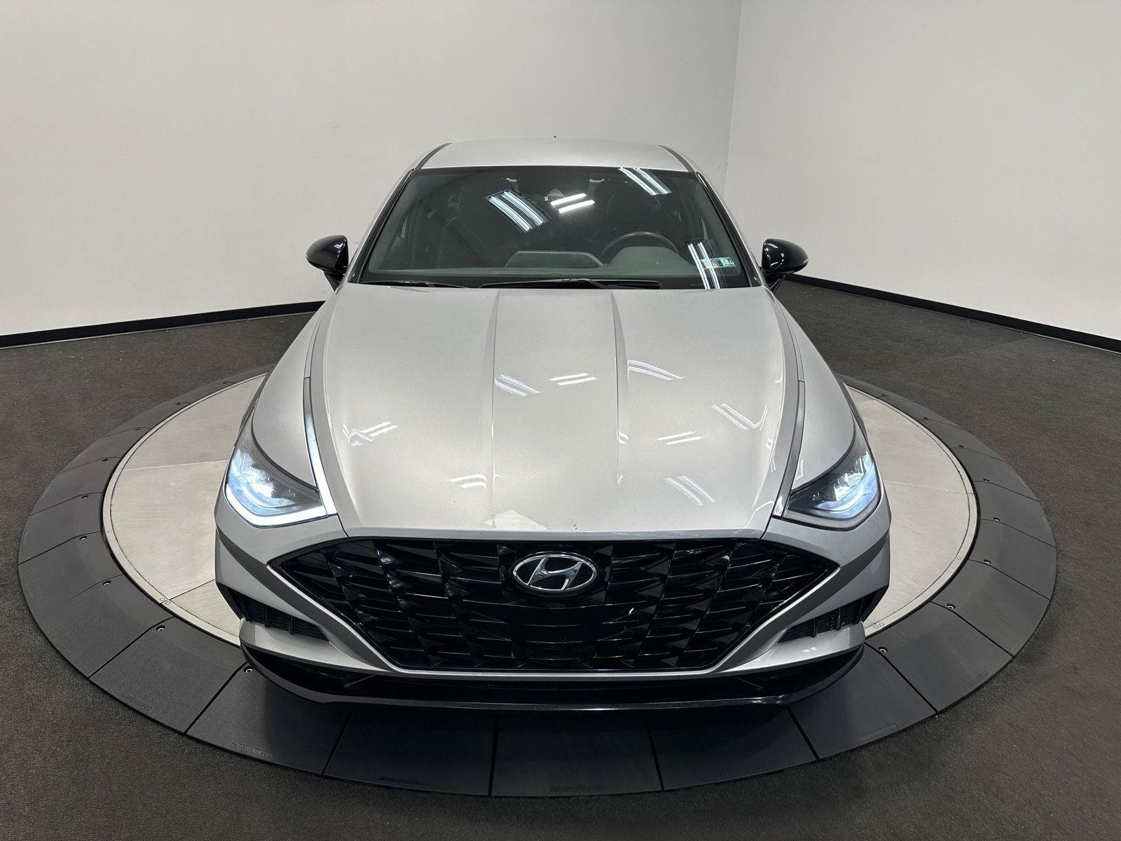 Used 2021 Hyundai Sonata SEL Plus w/ Preferred Accessory Package FWD image 3