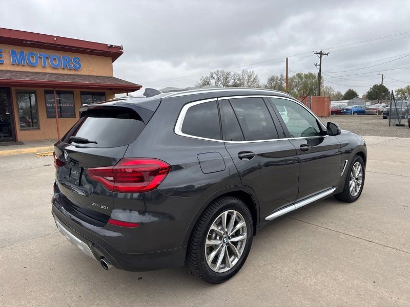Used 2018 BMW X3 xDrive30i image 3