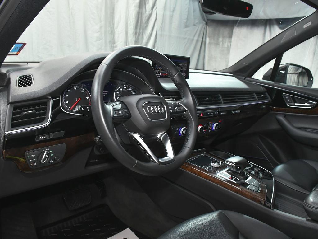 Used 2018 Audi Q7 3.0T Premium Plus AWD/4WD image 19
