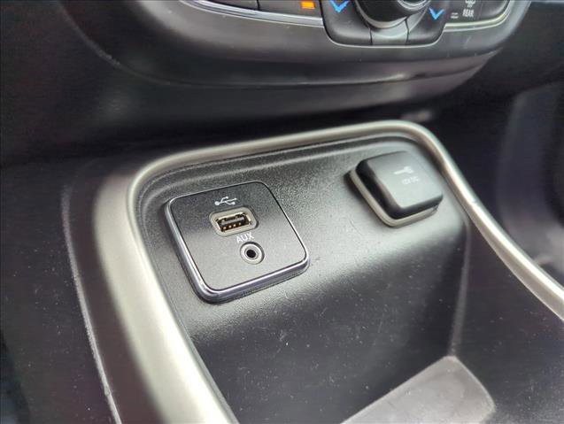 Used 2018 Jeep Compass Latitude w/ Popular Equipment Group FWD image 25