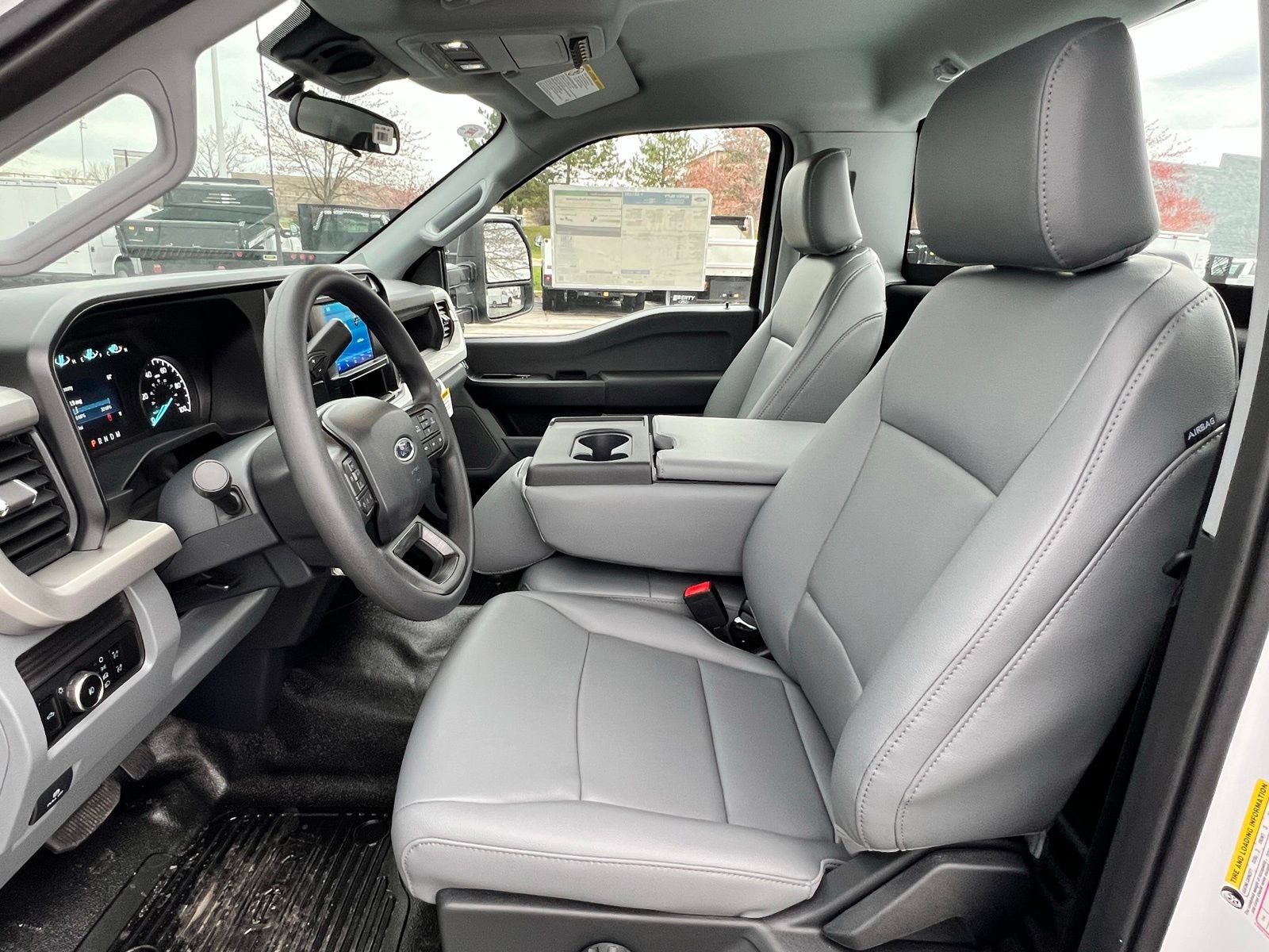 New 2026 Ford F550 2WD Regular Cab Super Duty image 15