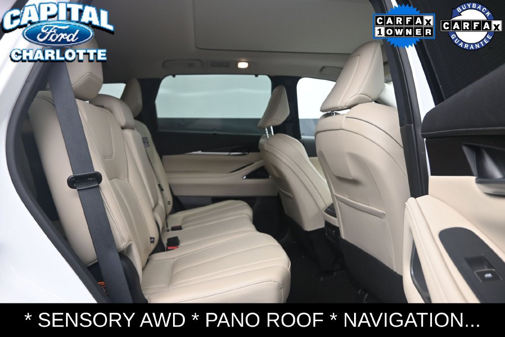 Used 2023 INFINITI QX60 Sensory AWD/4WD image 12