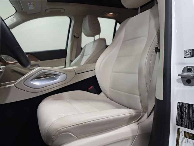 Used 2023 Mercedes-Benz GLE 350 4MATIC w/ Premium Package image 10