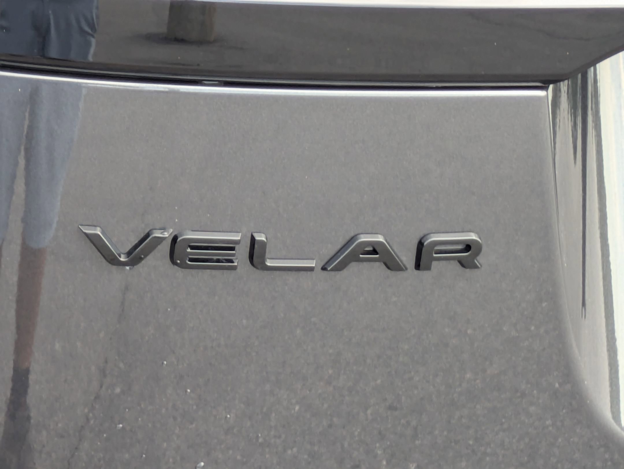 New 2026 Land Rover Range Rover Velar Dynamic SE image 33