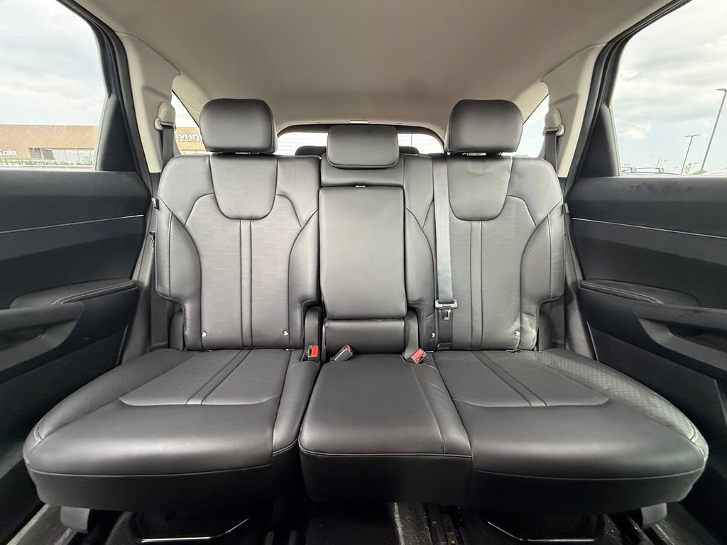Used 2025 Kia Sorento S FWD image 30