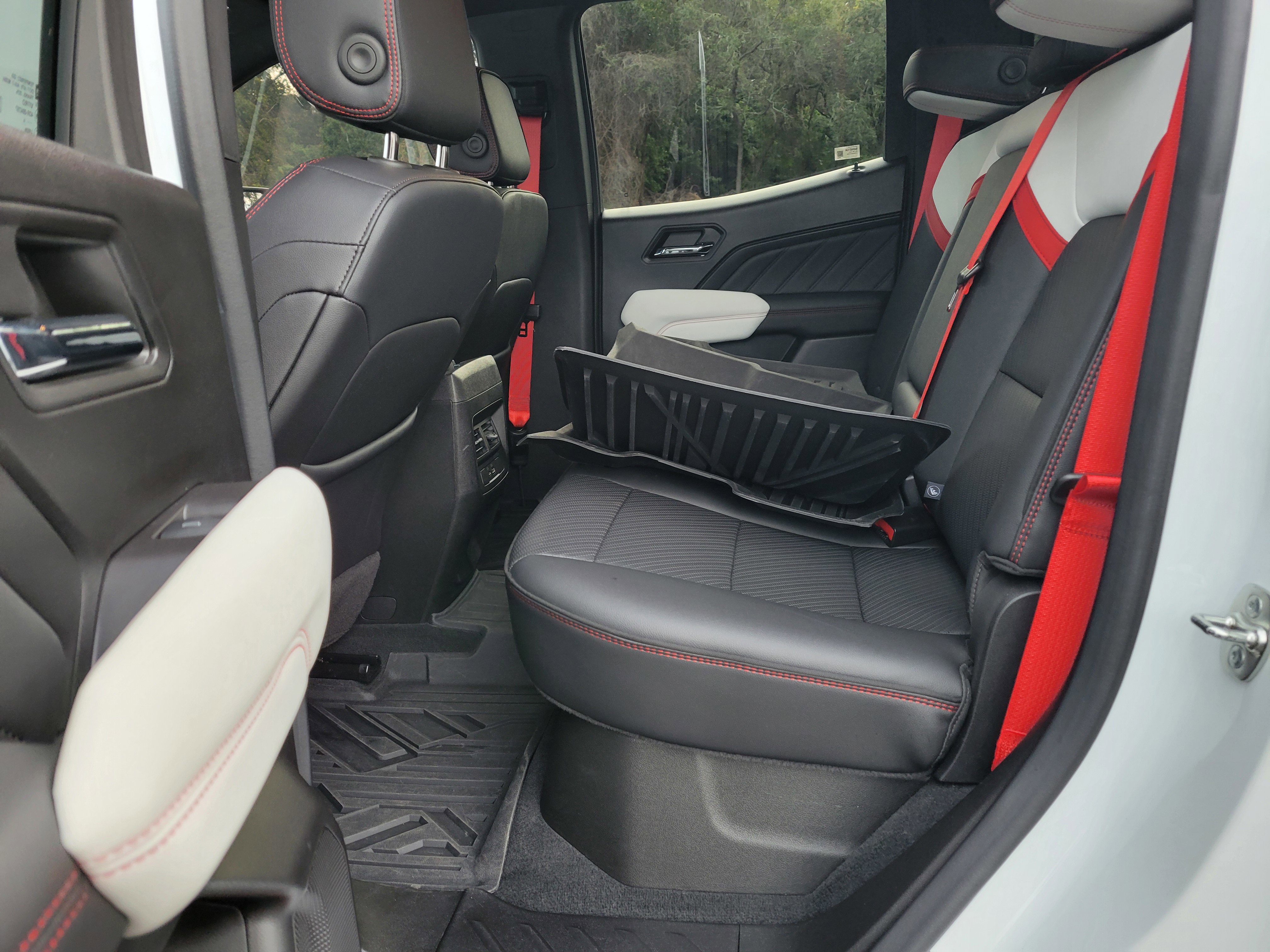 Certified 2024 GMC Canyon AT4X image 39