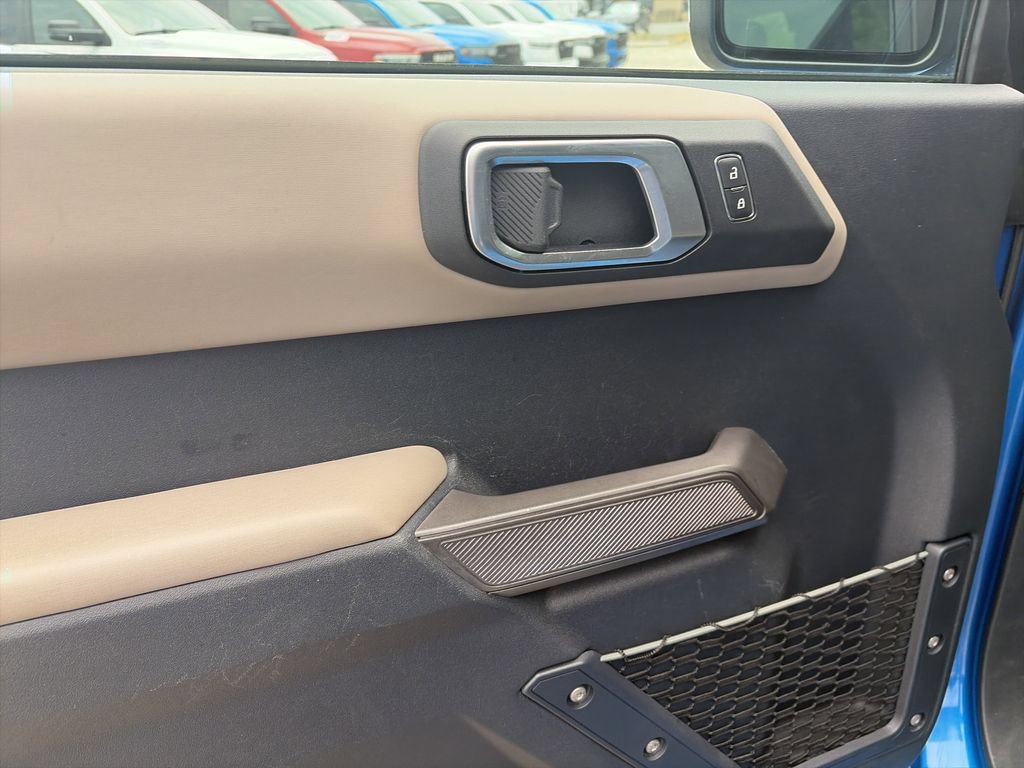 Used 2021 Ford Bronco Wildtrak AWD/4WD image 17