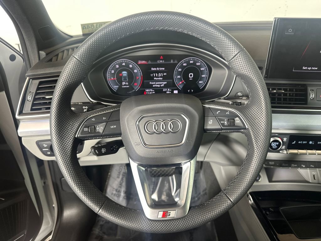 Used 2024 Audi Q5 2.0T Prestige image 24
