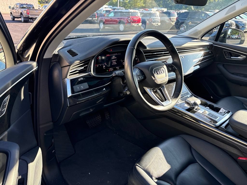Used 2024 Audi Q7 3.0T Premium Plus AWD/4WD image 7