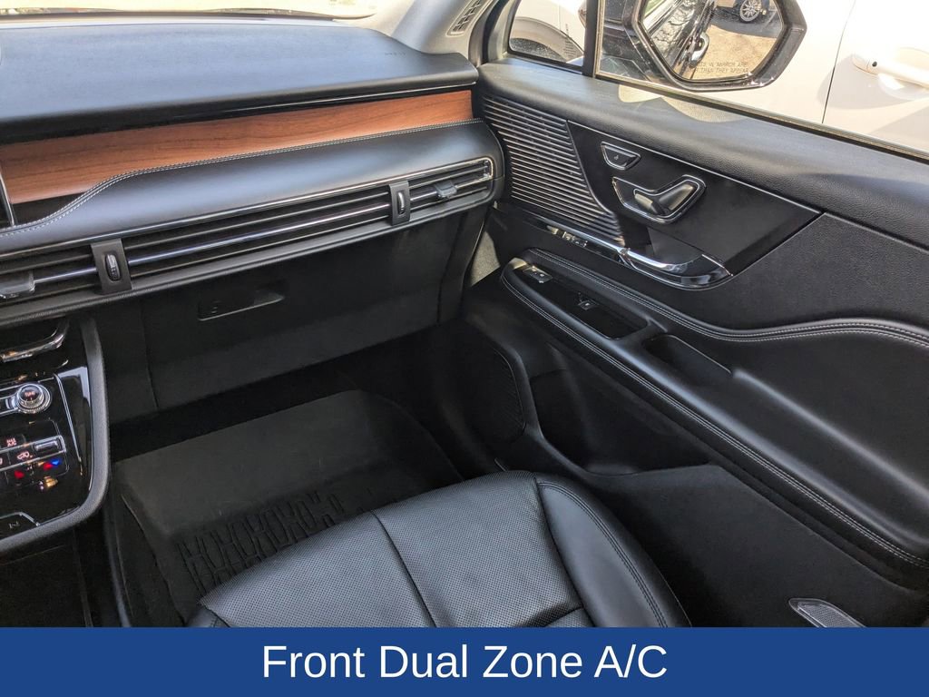 Used 2022 Lincoln Corsair Reserve w/ Equipment Group 201A image 20