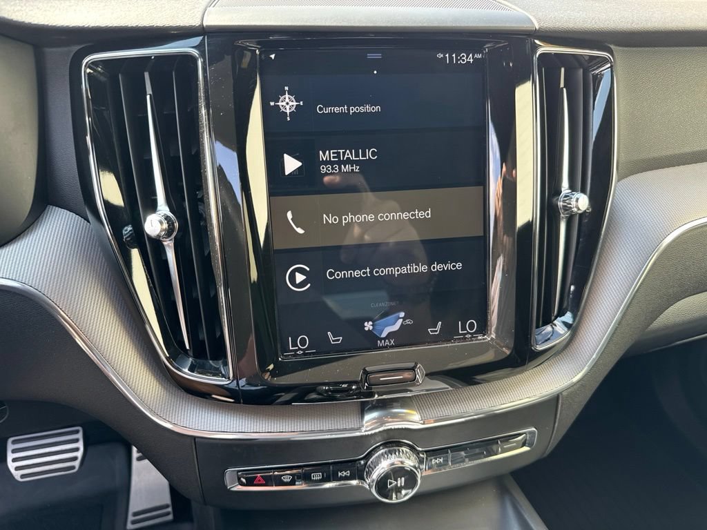 Used 2018 Volvo XC60 T6 R-Design w/ Convenience Package AWD/4WD image 26