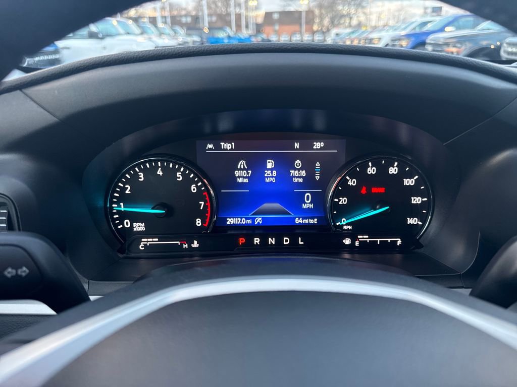 Used 2023 Ford Explorer XLT image 34