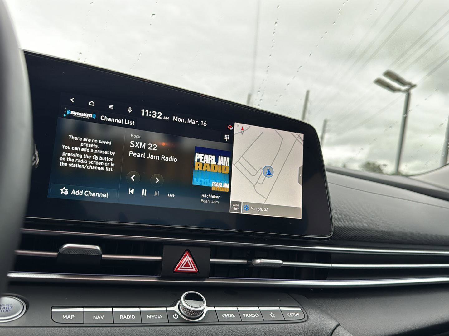 Used 2024 Hyundai Elantra Limited image 21