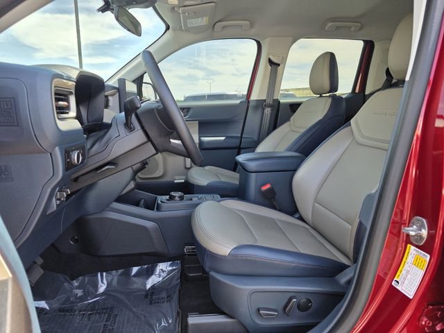 Used 2025 Ford Maverick Lariat w/ 4K Tow Package image 13