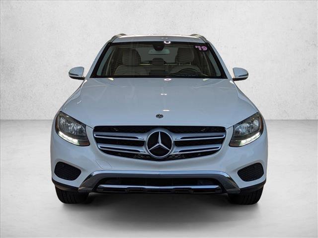 Used 2019 Mercedes-Benz GLC 300 image 2