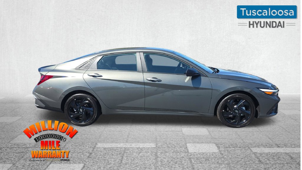 New 2026 Hyundai Elantra SEL Sport FWD image 9