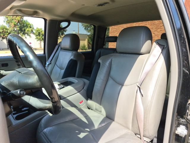 Used 2007 GMC Sierra 2500 SLT w/ Onstar Plus Package AWD/4WD image 13