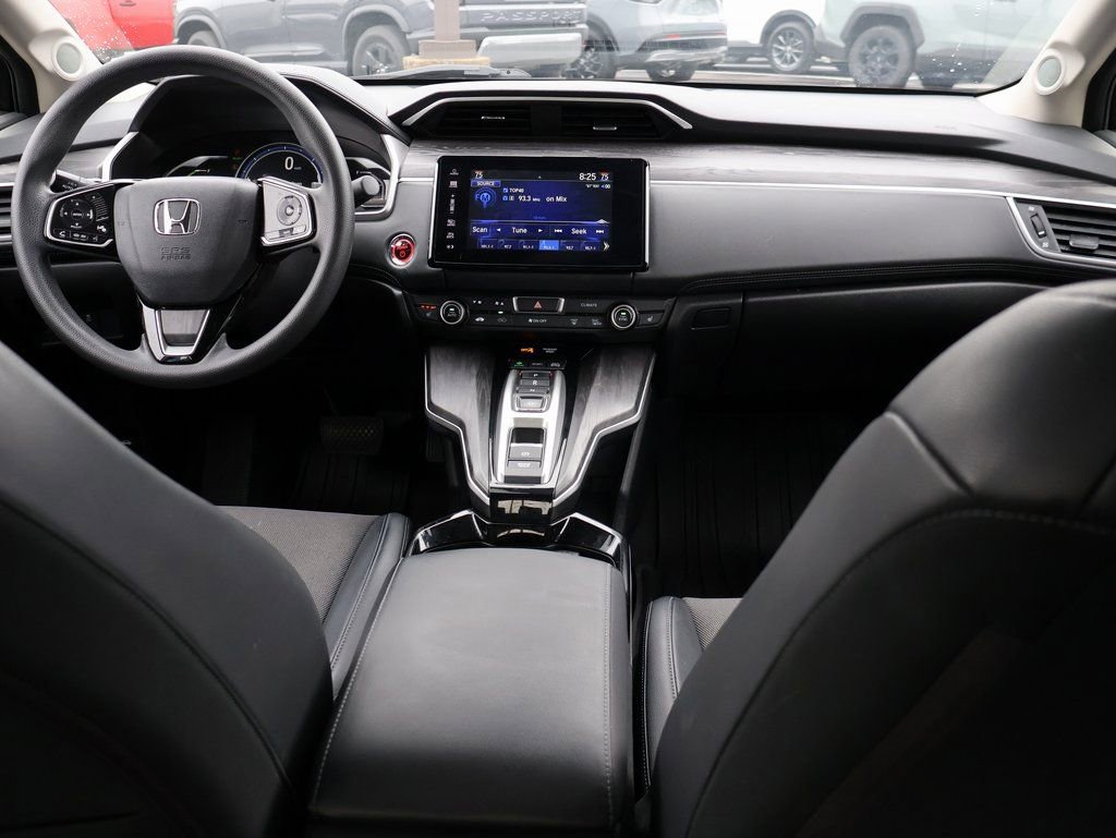 Certified 2018 Honda Clarity Plug-In Hybrid image 13
