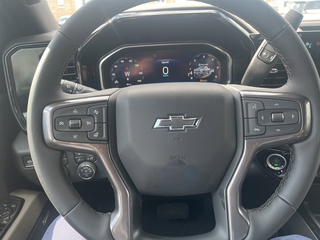 New 2026 Chevrolet Silverado 2500 ZR2 w/ LPO, Dark Essentials Package image 20
