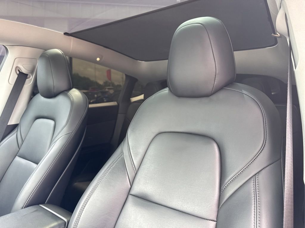 Used 2022 Tesla Model Y Performance image 17