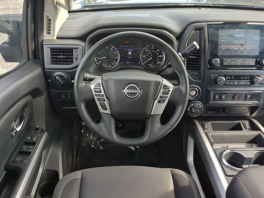Used 2024 Nissan Titan SV w/ SV Convenience Package image 17