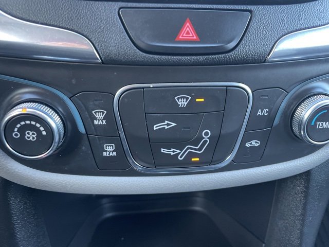 Used 2019 Chevrolet Equinox LS image 25