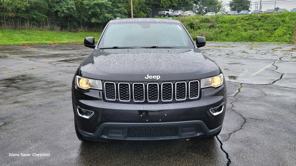 Used 2018 Jeep Grand Cherokee Laredo AWD/4WD image 4